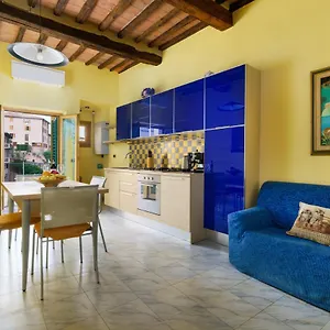 Apartment 19, Siena